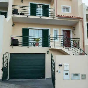 https://zizis-place.madeira-islandshotels.com